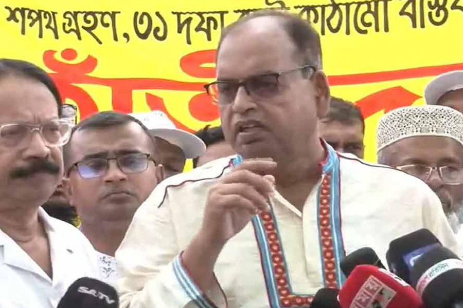 ষড়যন্ত্রকারীরা এখনো দেশে-বিদেশে তৎপর : দুদু