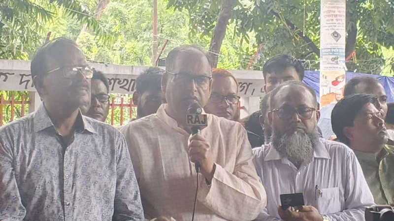 অবৈধ নাগরিকদের নয়, হাসিনাকে পুশ-ইন করুন: দুদু