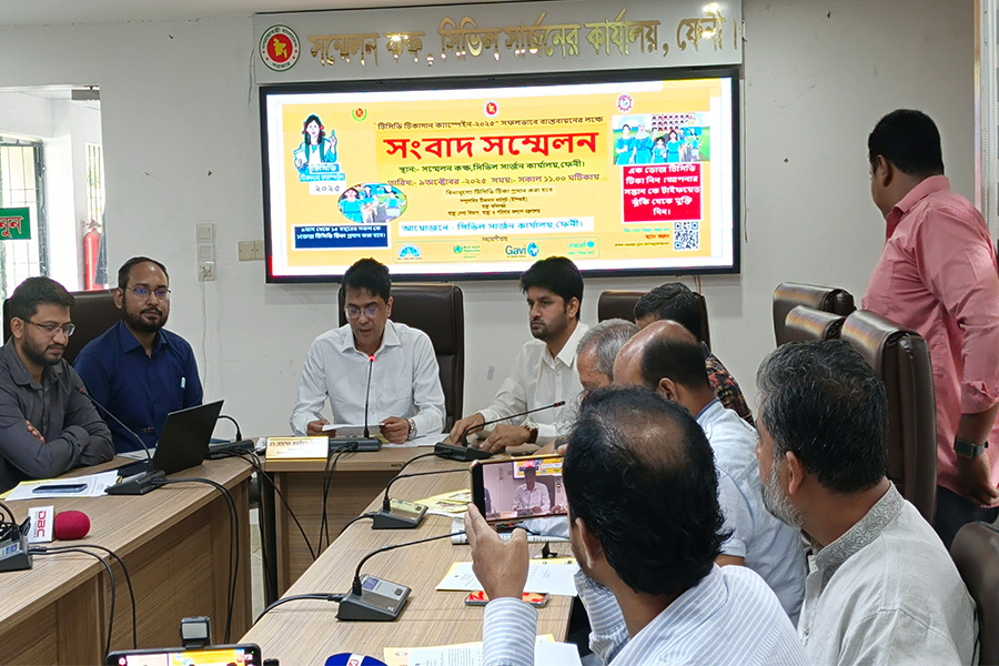 ফেনীতে ৪ লাখ ২৫ হাজার শিশু-কিশোরকে দেওয়া হবে টাইফয়েড টিকা