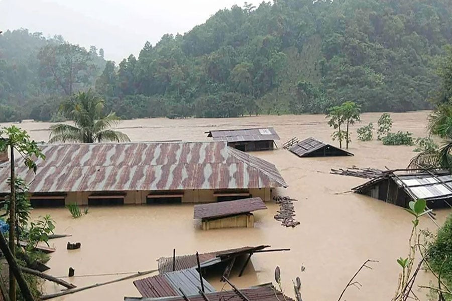 বন্যায় ক্ষতিগ্রস্ত ১০ লাখে মানুষ, মাথাপিছু বরাদ্দ ২৮ টাকা