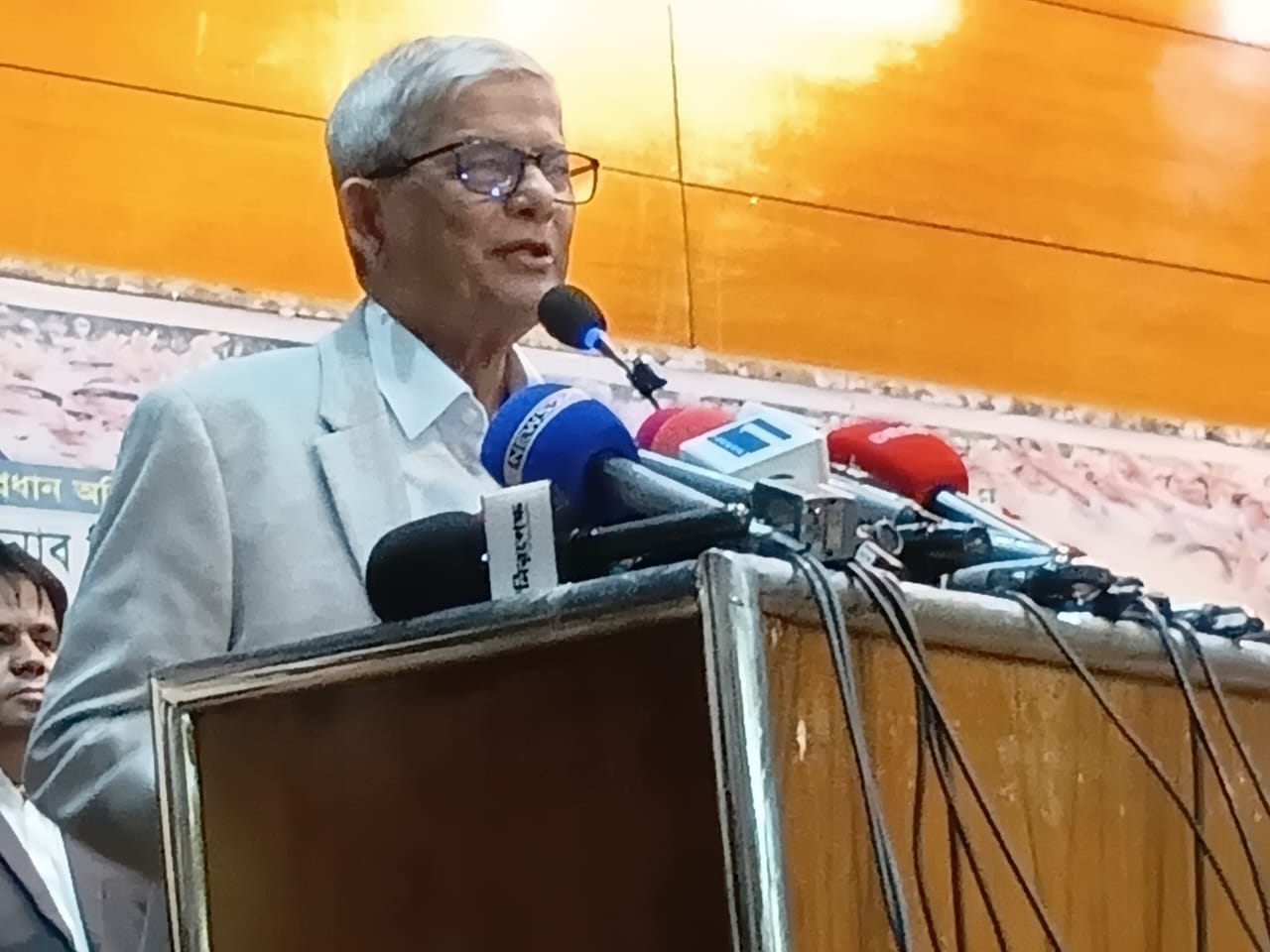 রাজনীতিবিদরা ঐক্য হারিয়ে ফেলছেন:  মির্জা ফখরুল