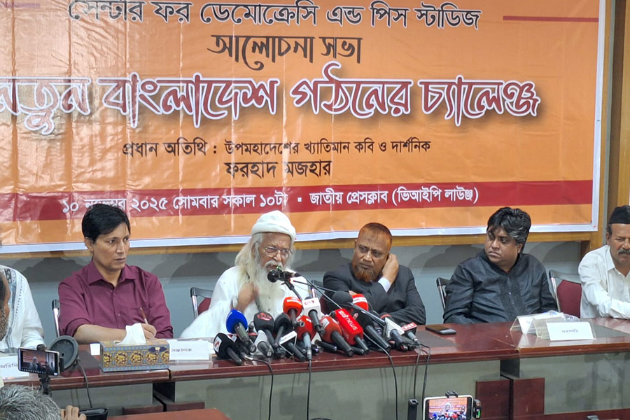 নির্বাচনের সাথে গণতন্ত্রের কোনো সম্পর্ক নেই: ফরহাদ মজহার