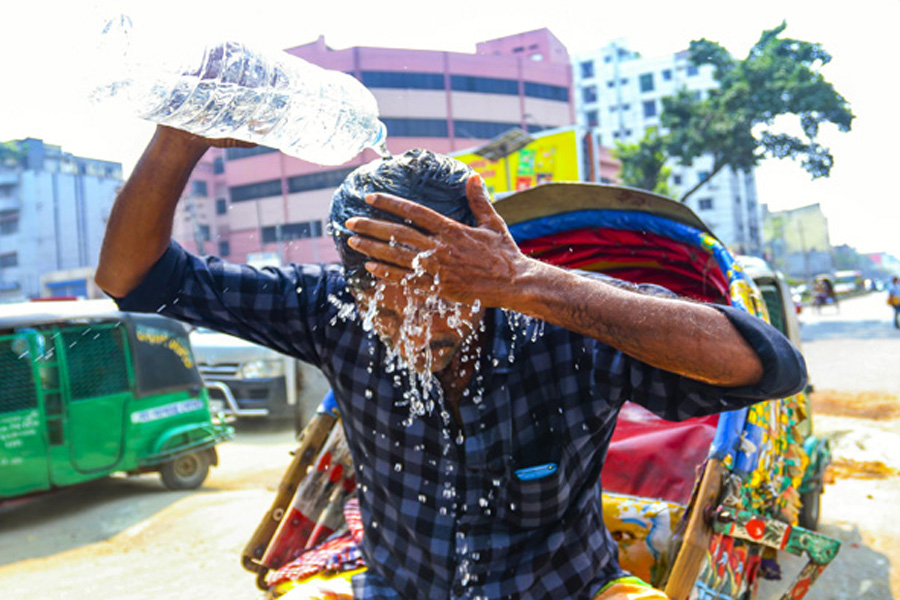 আজ থেকে গরম বাড়তে পারে, তাপপ্রবাহের আভাস