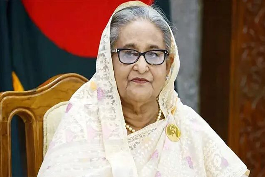 আল্লাহ জীবন দিয়েছেন, তিনিই নেবেন: শেখ হাসিনা
