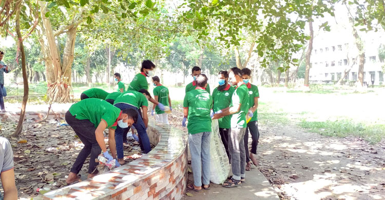 ইবিতে পলিথিনমুক্ত ক্যাম্পাসের জন্য পরিচ্ছন্নতা অভিযান