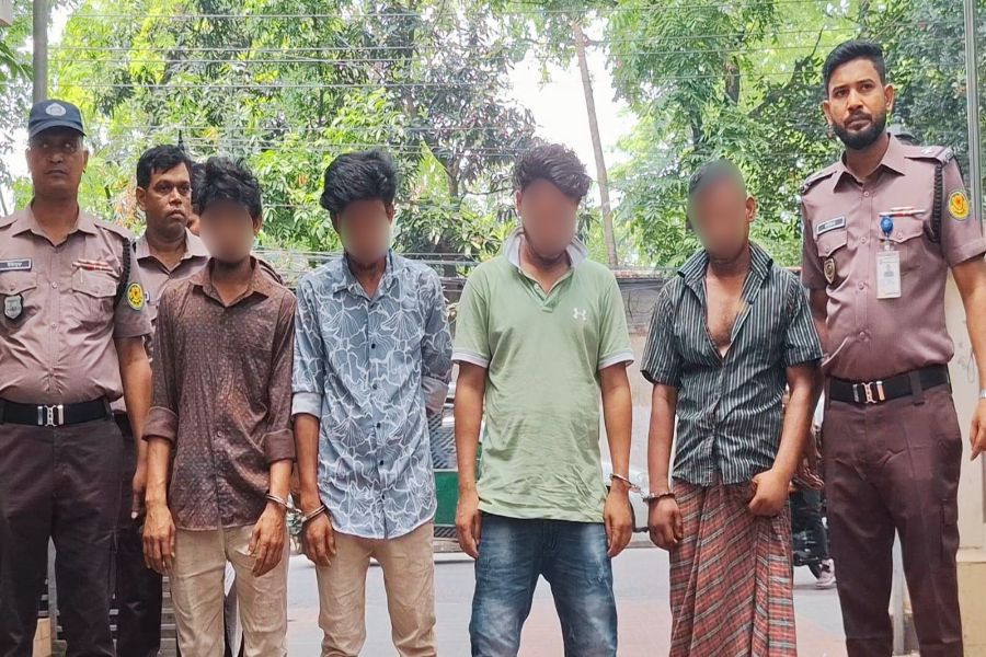 বন্ধুরাই আসাদুলের খুনি