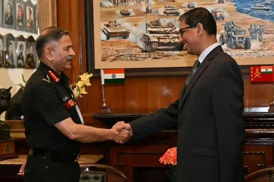 ভারতের সেনাপ্রধানের সঙ্গে বাংলাদেশ হাইকমিশনারের সাক্ষাৎ