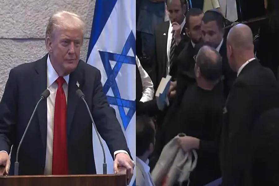 ইসরায়েলের পার্লামেন্টে ট্রাম্পের ভাষণে বাধা