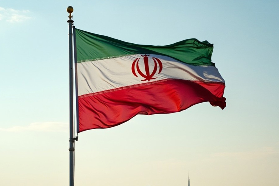 ৭২ ঘণ্টায় মার্কিন অবরোধ ভাঙল ৫২টি ইরানি জাহাজ