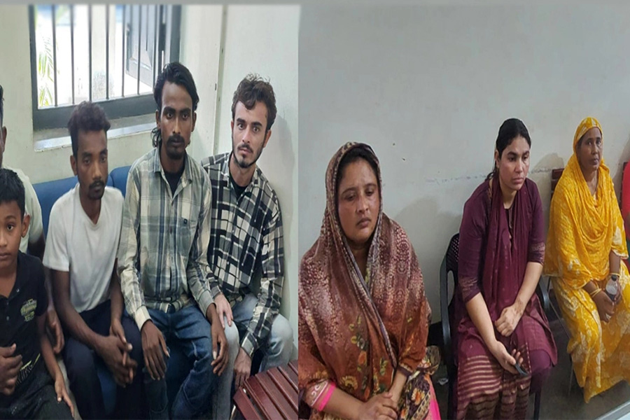 চৌগাছা সীমান্ত দিয়ে ৯ বাংলাদেশীকে পুশব্যাক