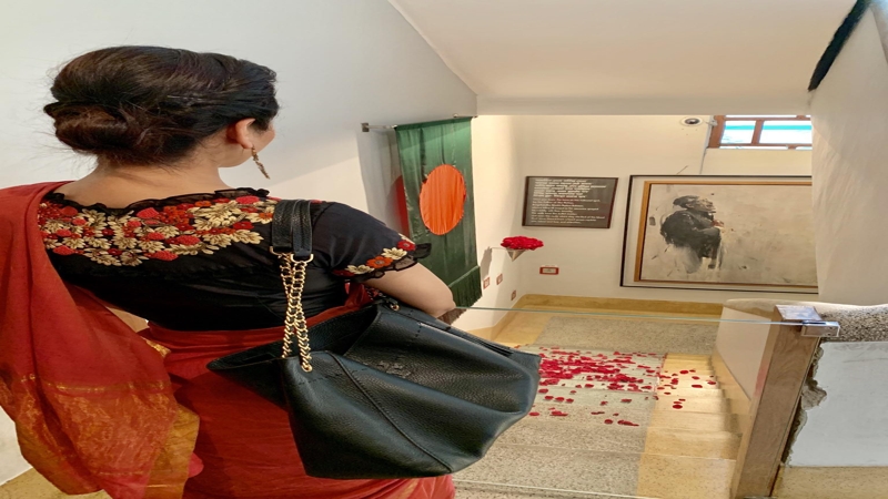 বঙ্গবন্ধুকে বিনম্র শ্রদ্ধা জয়া আহসানের