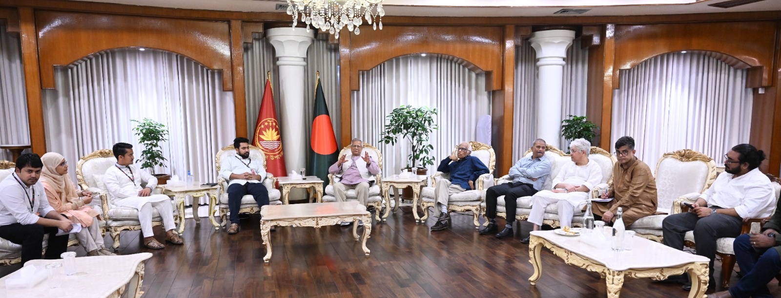 যমুনায় প্রধান উপদেষ্টার সঙ্গে এনসিপির বৈঠক চলছে