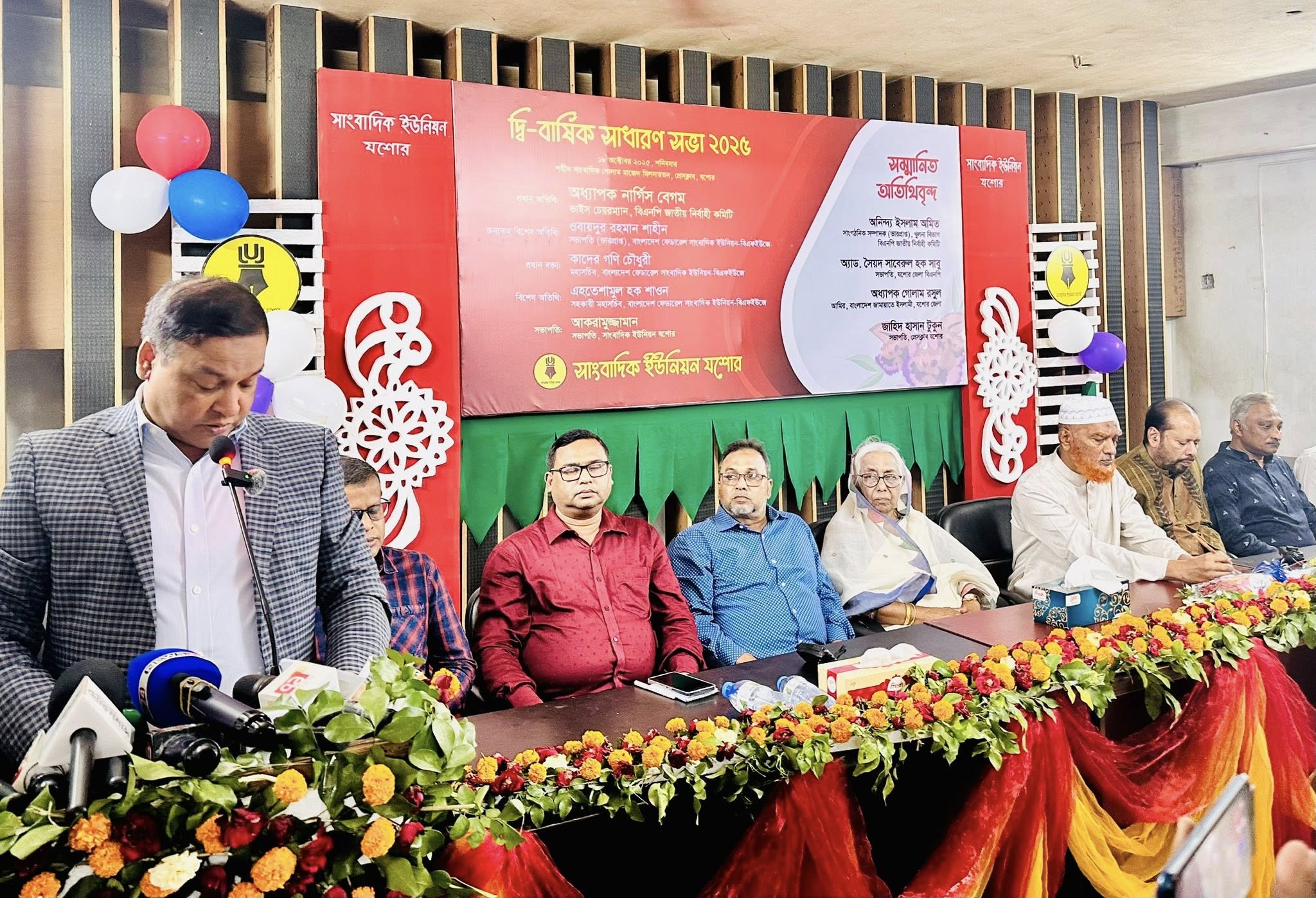 সংবাদপত্র ছাড়া মানবসভ্যতা নির্মাণ করা সম্ভব নয়: কাদের গনি চৌধুরী