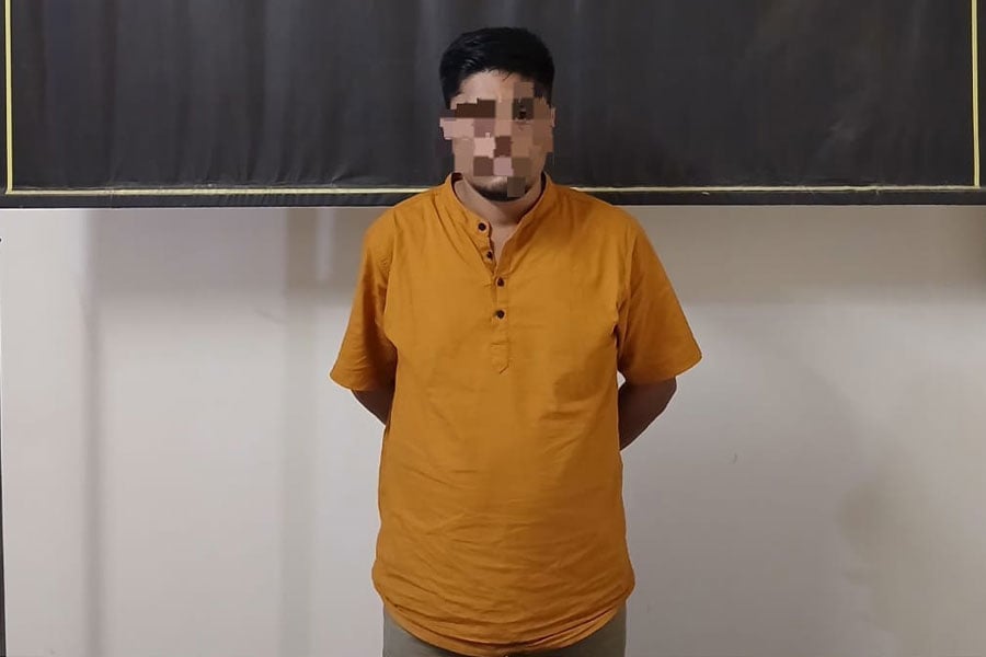 ‘কাইল্যা পলাশকে’ গুলির ঘটনায় আরও একজন গ্রেপ্তার