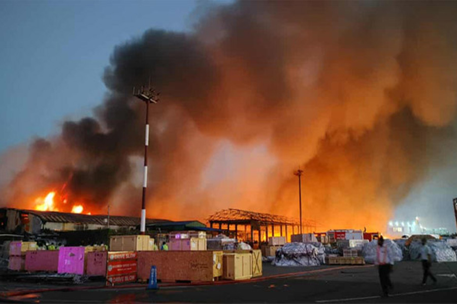 শাহজালাল বিমানবন্দরে আগুনের ঘটনা নাশকতা নয়: প্রেস সচিব