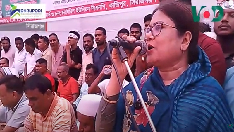 রাজনীতির উর্দ্ধে উঠে মানুষের পাশে থাকার অঙ্গীকার করলেন কন্ঠশিল্পী কনক চাপা