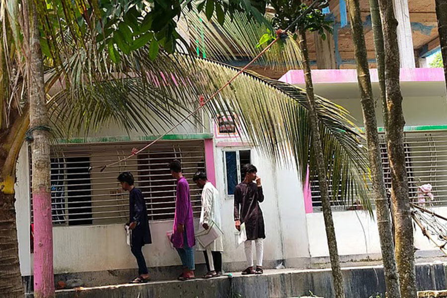 হত্যার আগে সন্তানদের জন্য চকলেট, চিপস কেনেন ফোরকান