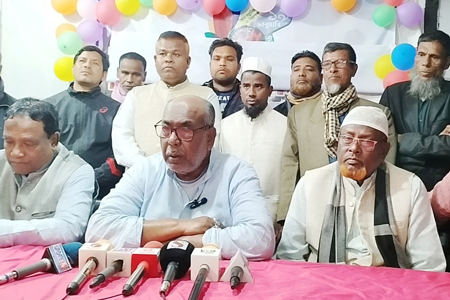 প্রচারণায় ব্যস্ত জাতীয় পার্টির মনোনীত প্রার্থী পনির উদ্দিন আহমেদ