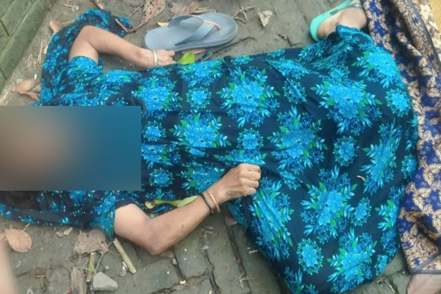 কুমারখালীতে সেতুর নিচ থেকে নারীর মরদেহ উদ্ধার