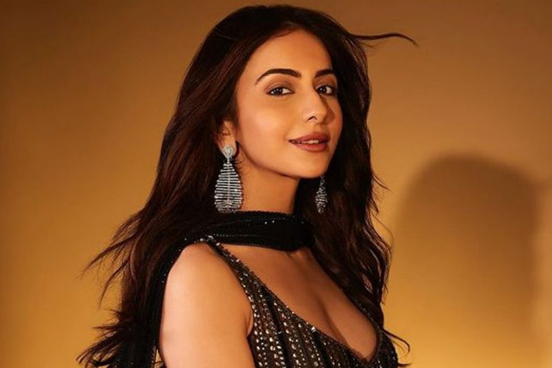 বলিউড ও দক্ষিণী চলচ্চিত্রের জনপ্রিয় অভিনেত্রী রাকুল প্রীত সিং।