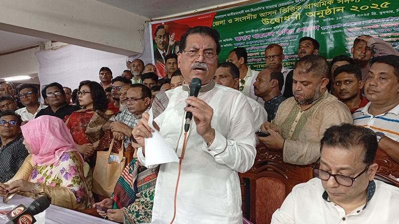 রাজনৈতিক স্থিতিশীলতা হারালে ১/১১ সৃষ্টি হতে পারে: খায়রুল কবির