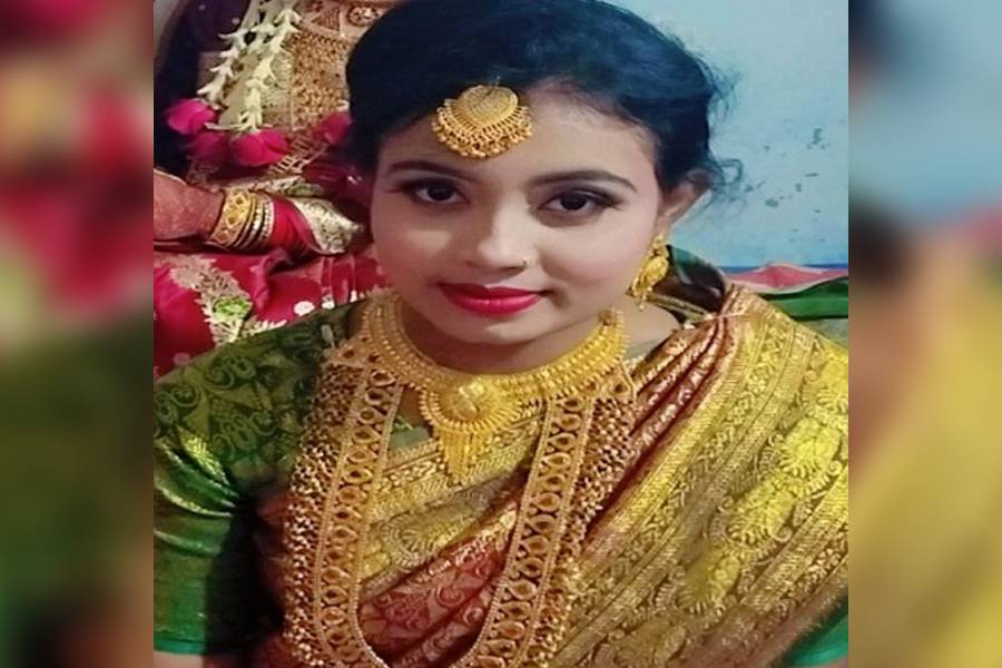 মাদারীপুরে গৃহবধূর রহস্যজনক মৃত্যু, স্বামী আটক