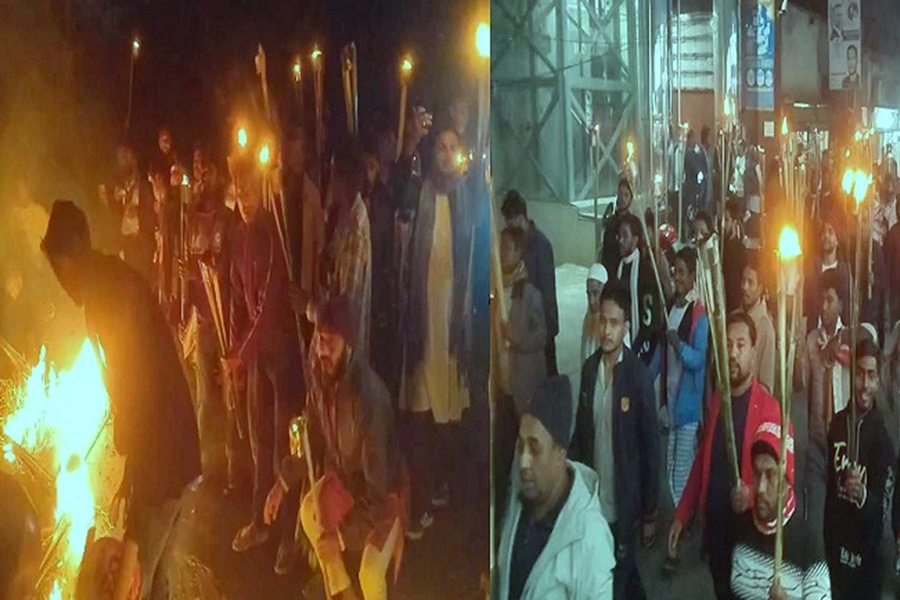 এক্সপ্রেসওয়ে অবরোধ করে মনোনয়নবঞ্চিত প্রার্থীর সমর্থকদের বিক্ষোভ