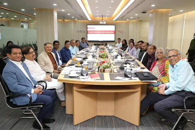 ইউনিয়নে রাজনীতি থাকলে স্বাধীন সাংবাদিকতা কীভাবে হবে: মাহ্‌ফুজ আনাম