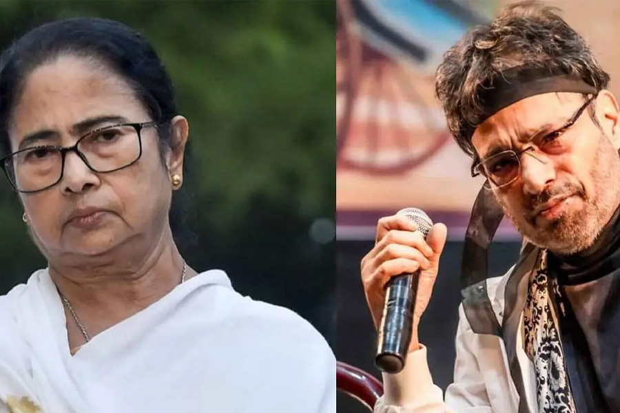 মুখ্যমন্ত্রী মমতা হাসপাতালে গেলেন নচিকেতার খোঁজ নিতে