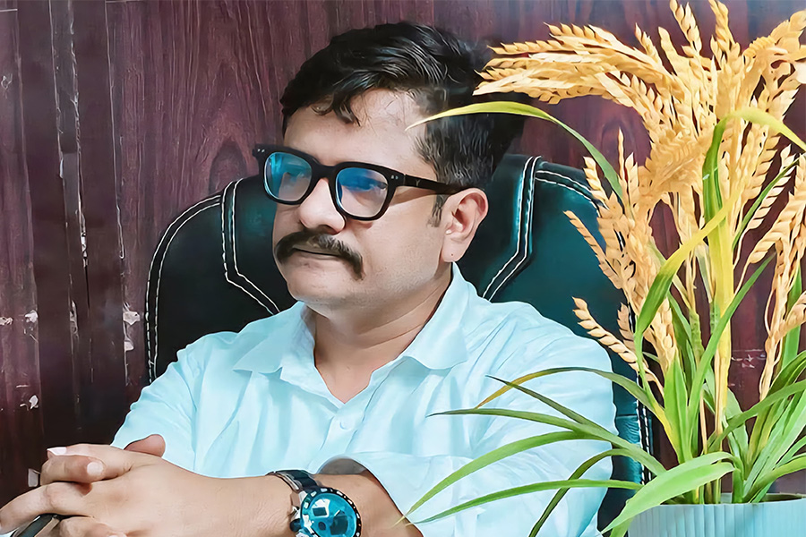 আ.লীগে যোগ দিলেন বিএনপির সাবেক নেতা