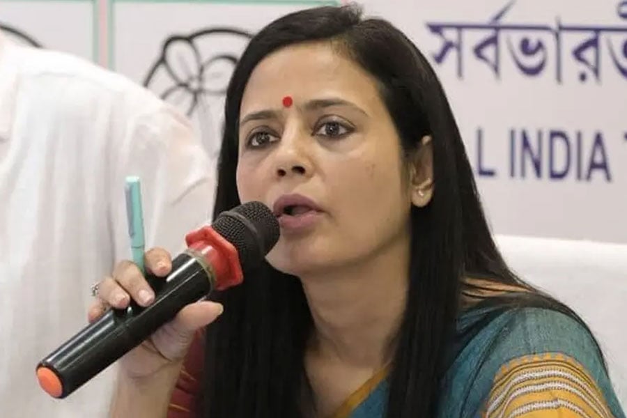 তৃণমূল কংগ্রেসের এমপি মহুয়া মৈত্রী