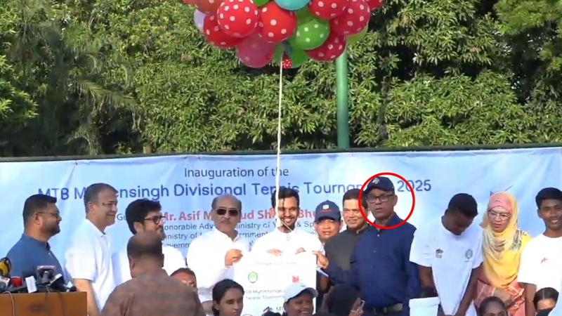 টেনিস উদ্বোধনী অনুষ্ঠানে আ.লীগ নেতা, ক্ষুব্ধ প্রতিক্রিয়া