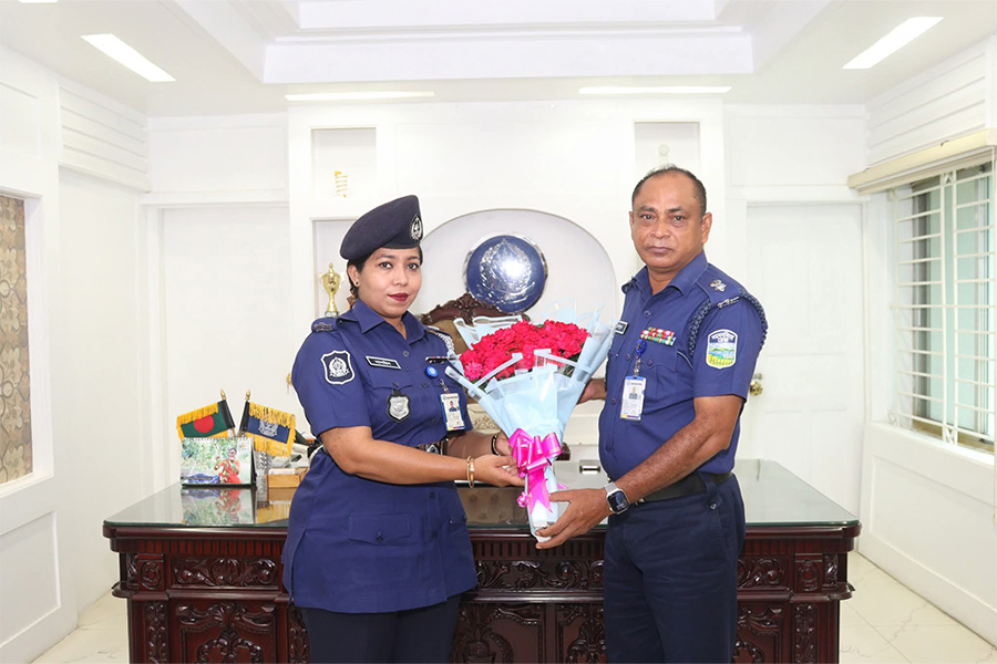 শেরপুর অতিরিক্ত পুলিশ সুপার হিসেবে যোগদান করলেন নাসরিন আক্তার