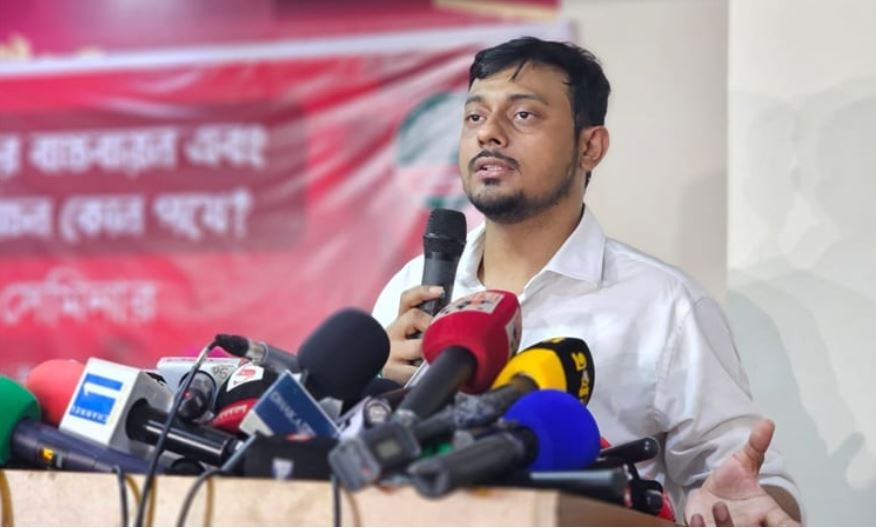 শেখ হাসিনা বাংলাদেশে ঢুকার প্রচেষ্টা চালাচ্ছে : নাসীরুদ্দীন