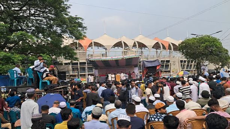 এনসিপি’র সমাবেশ চলছে