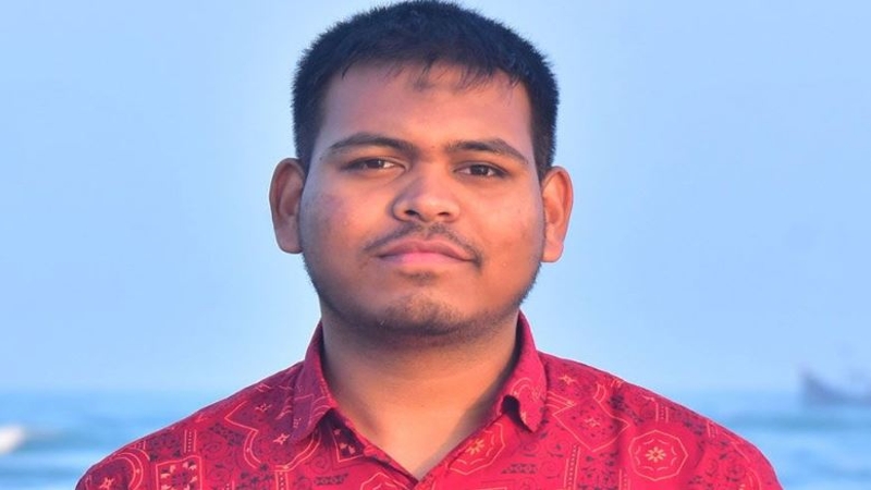 এনসিপি নেতা মাহিনের দুঃখপ্রকাশ