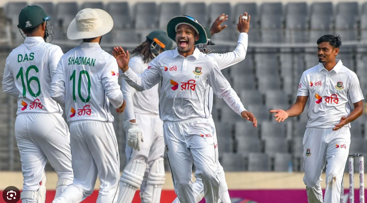 ৫ উইকেট তাইজুলের, ৪১৩ নিয়ে লাঞ্চে দক্ষিণ আফ্রিকা