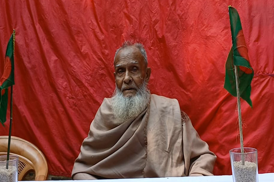 রনাঙ্গনে মুক্তিযুদ্ধ করেও রাষ্ট্রীয় স্বীকৃতি পাননি ৯৭ বছরের শাহজাহান