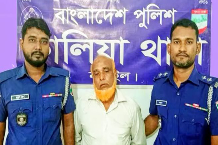 কালিয়ায় স্বেচ্ছাসেবক দল নেতা হত্যা মামলার আসামি গ্রেপ্তার