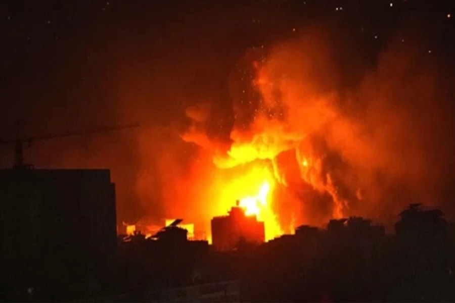 আফগানিস্তানে বিমান হামলা চালিয়েছে পাকিস্তান