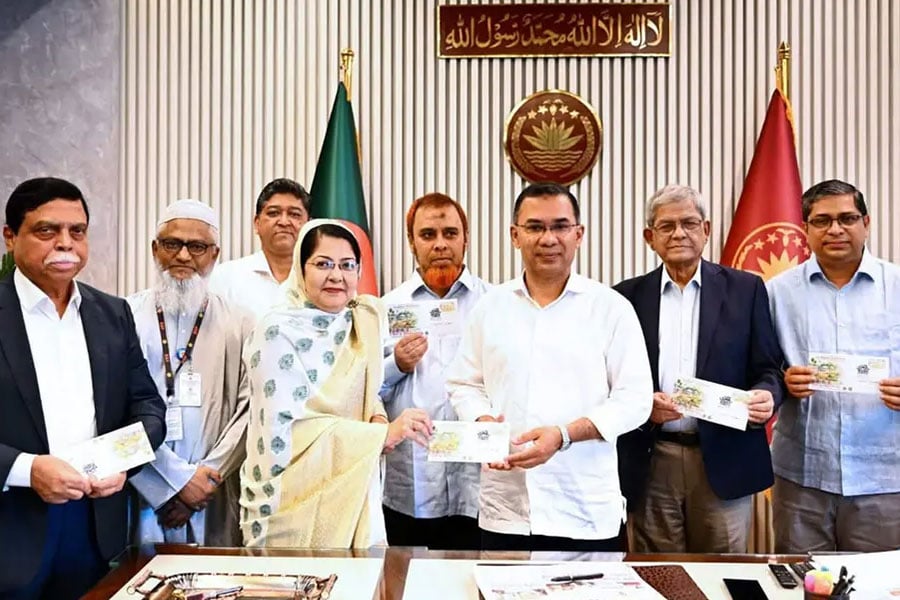 জাতীয় পল্লী উন্নয়ন দিবস উপলক্ষে স্মারক ডাকটিকিট প্রকাশ করলেন প্রধানমন্ত্রী