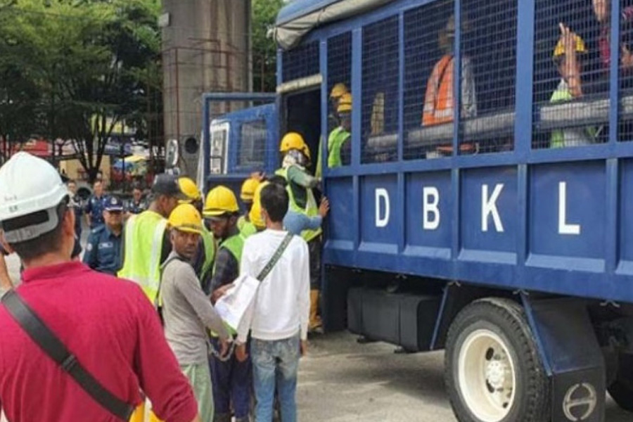 মালয়েশিয়ায় ৬৭ বাংলাদেশি গ্রেপ্তার