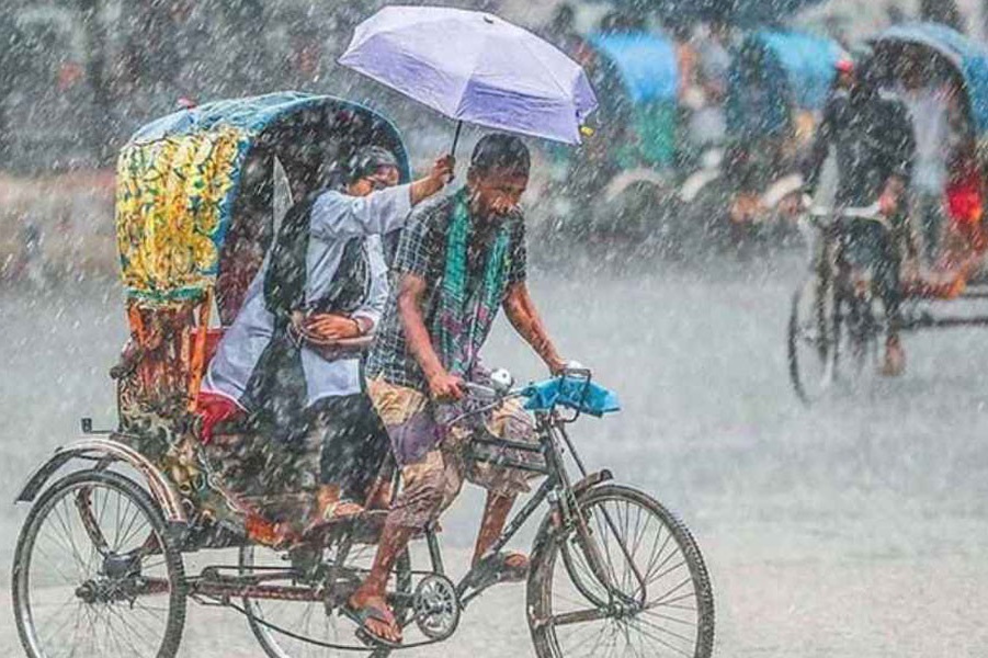 ঢাকায় ২৪ ঘণ্টায় ৮০ মিলিমিটার বৃষ্টিপাত রেকর্ড