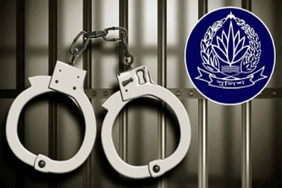 রাজধানীতে ৩৪ আওয়ামী নেতাকর্মী গ্রেপ্তার