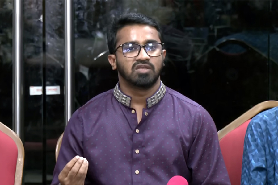 হাসিনার সঙ্গে হাত মিলিয়েছেন ৫ উপদেষ্টা: রাশেদ খান