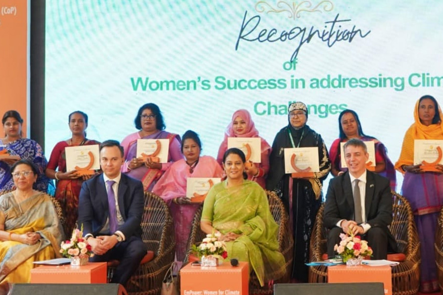 নারীর অদম্য সাহসেই গড়ে উঠবে জলবায়ু সহনশীল বাংলাদেশ : রিজওয়ানা