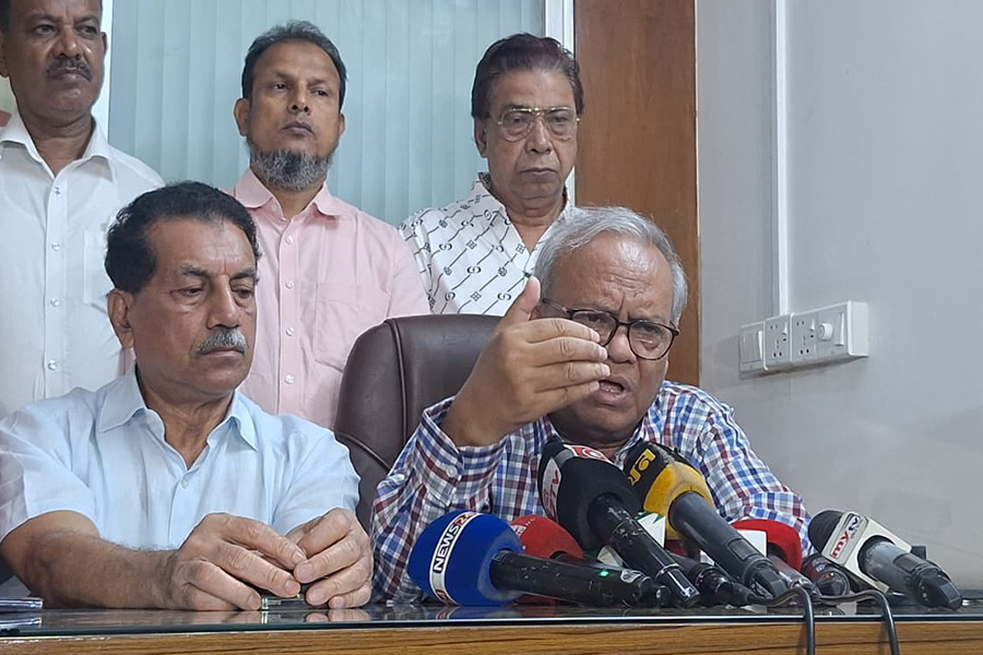 পরপর অগ্নিকাণ্ডে জাতি শঙ্কিত, নাশকতার সন্দেহ বিএনপির