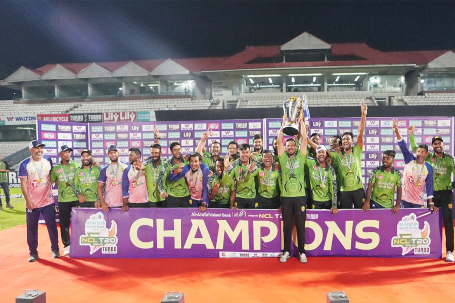 নাসিরের দুর্দান্ত পারফরম্যান্সে রংপুর চ্যাম্পিয়ন