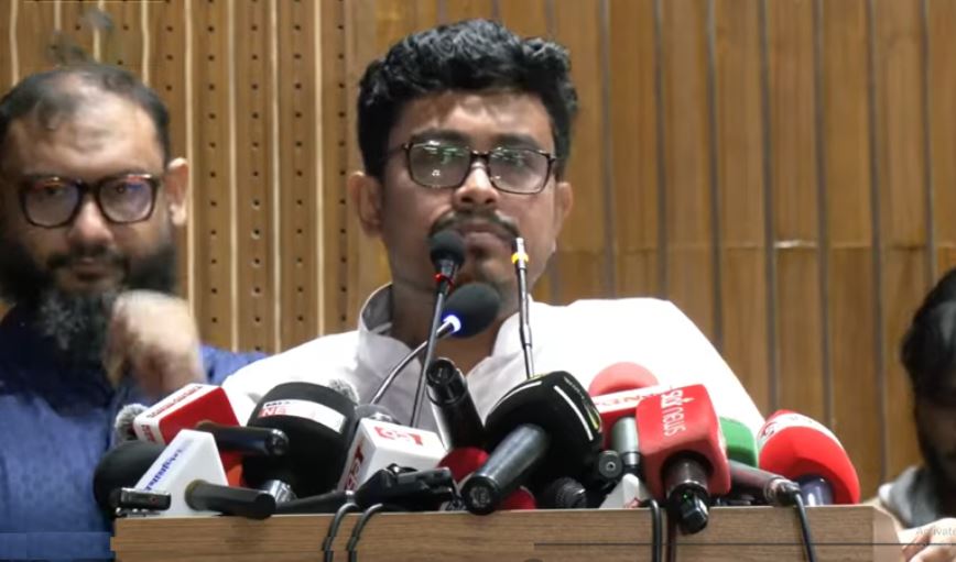 হাসিনা ও তার দোসরদের রাজনীতি করার অধিকার নেই: ডাকসু ভিপি