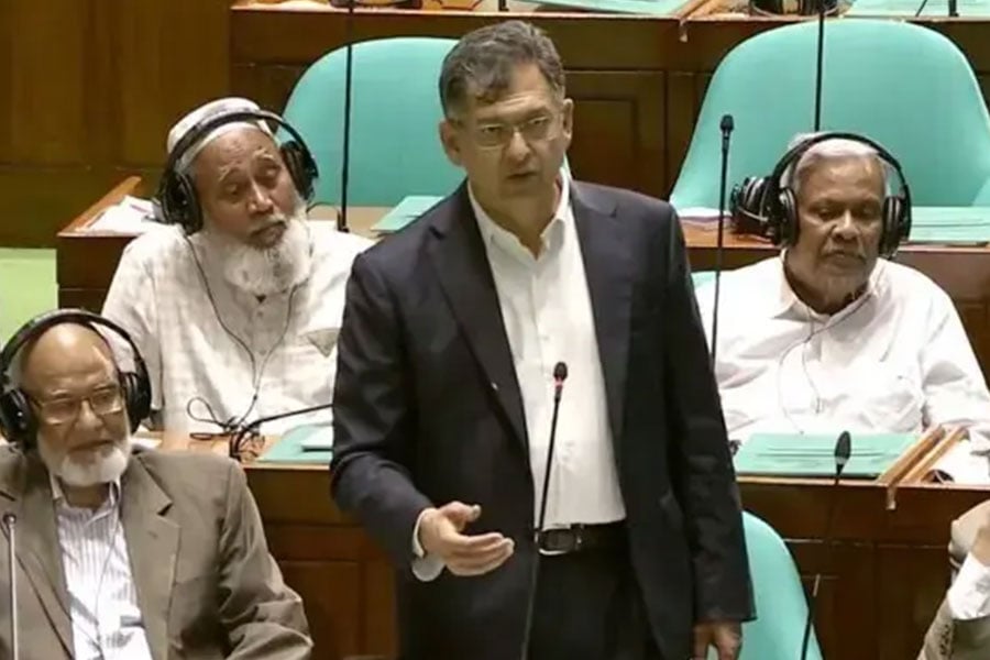স্বরাষ্ট্রমন্ত্রী সালাহউদ্দিন আহমদ